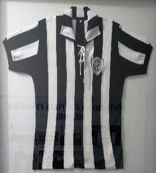 Camisa do PITAGUARES FOOTBALL CLUB utilizada no Primeiro Campeonato Municipal no…